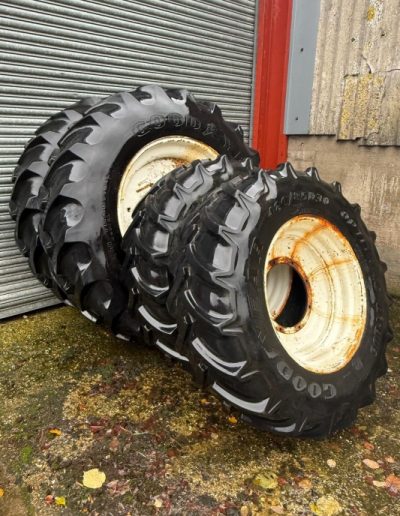 Goodyear tyres 20.8 R42 on 10 stud wheels and 420/85 R30 on 8 stud wheels