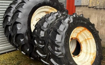 Goodyear tyres on stud wheels (PK167)