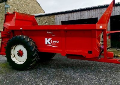 KTWO Duo 1400 muckspreader side view