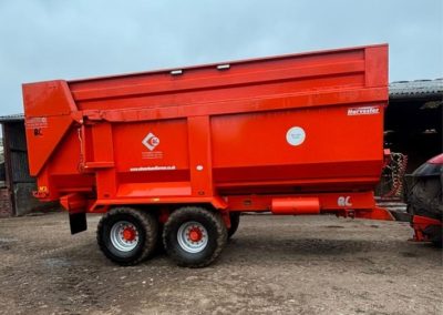 Richard Larrington Harvester 16 Tonne Silage Trailer - side view